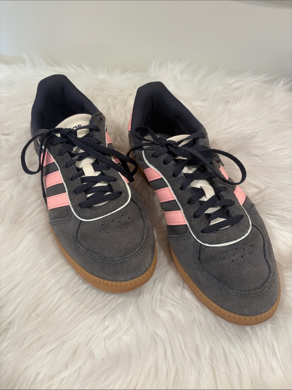 Adidas originals Women's BREAKNET SLEEK Sneakers Shadow Navy / Pink Spark